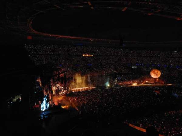 Stade de France, section: r6, row: 68, seat: 25