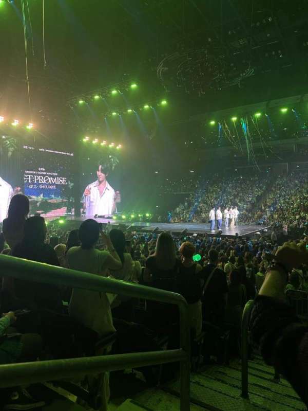 Uber Arena, section: 103, row: 9, seat: 1