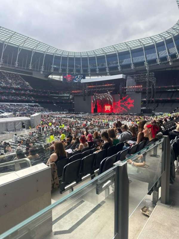 Tottenham Hotspur Stadium, section: 124, row: 16, seat: 747