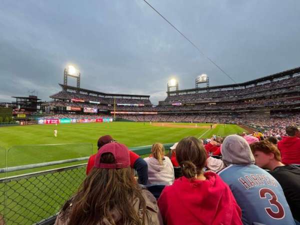 Citizens Bank Park, section: 139, row: 23, seat: 18