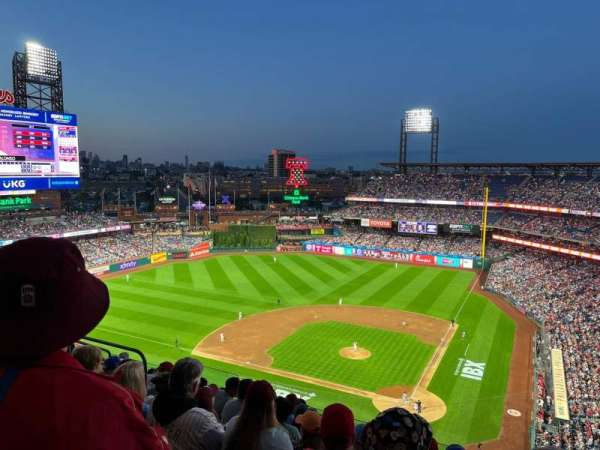 Citizens Bank Park, section: 423, row: 9, seat: 12