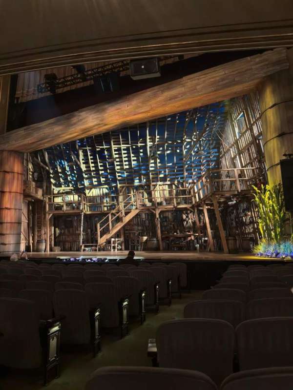 Nederlander Theatre, section: Orchestra R, row: L, seat: 4