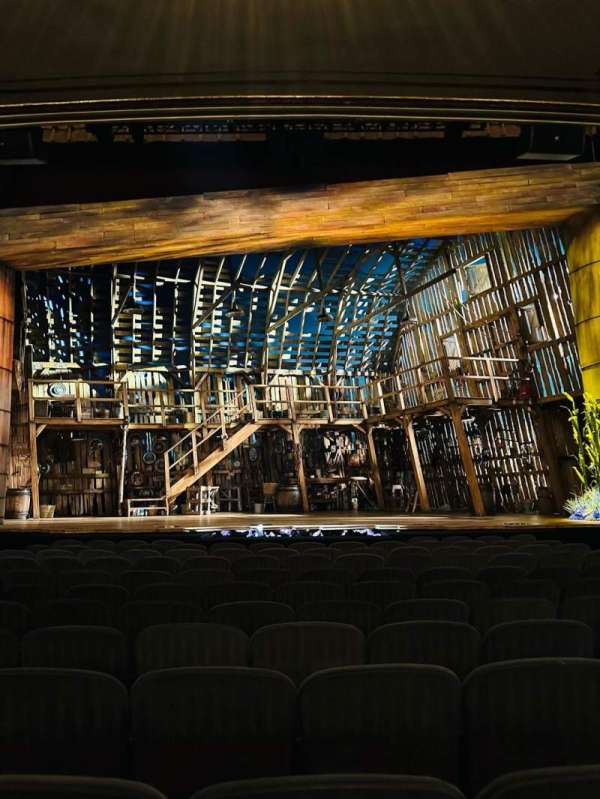 Nederlander Theatre, section: Orchestra C, row: L, seat: 107