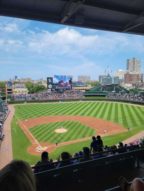 Wrigley Field, section: 420R, row: 2, seat: 16