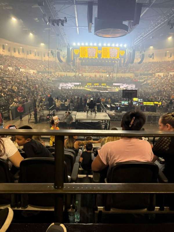Pechanga Arena, section: L20A, row: 1, seat: 3