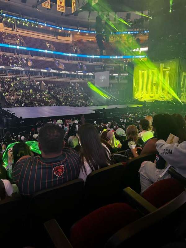 United Center, section: 101, row: 11, seat: 11