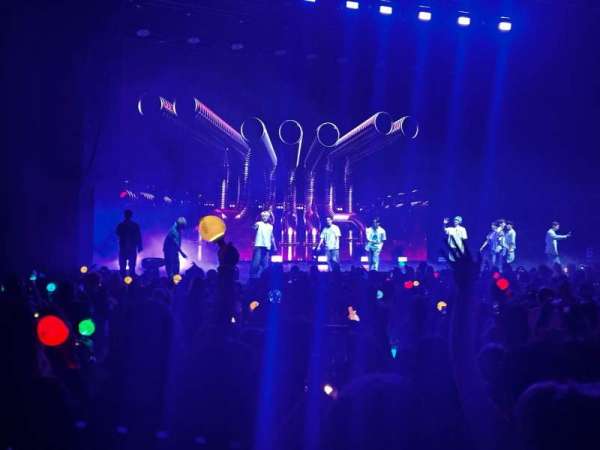 Rosemont Theatre, section: 112, row: R, seat: 2