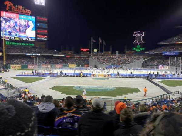 Citizens Bank Park, section: 123, row: 26, seat: 8
