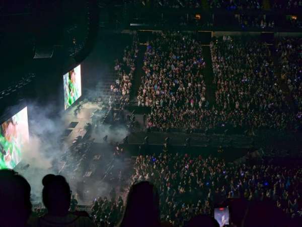 American Airlines Center, section: 219, row: G, seat: 8