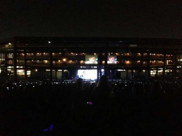 Credit Union 1 Amphitheatre, section: Lawn