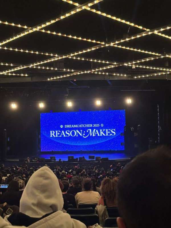 The Theater at Madison Square Garden, section: 202, row: R, seat: 6