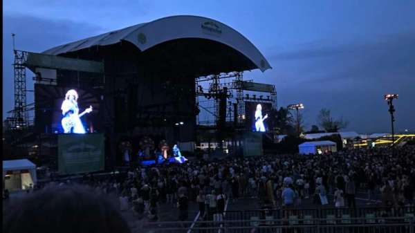 Huntington Bank Pavilion at Northerly Island, section: 312, row: H, seat: 3
