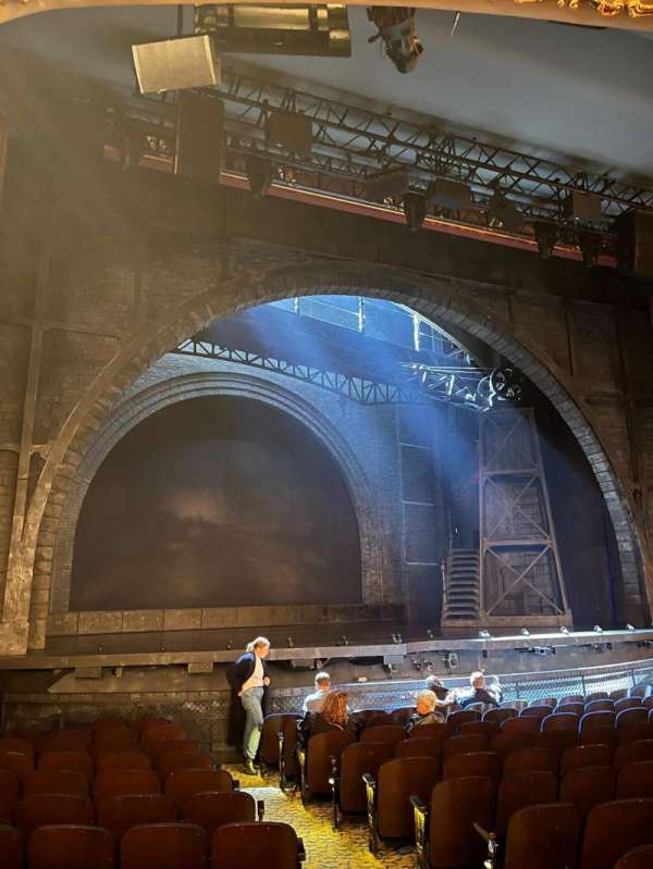 Lunt-Fontanne Theatre, section: Orchestra L, row: N, seat: 13