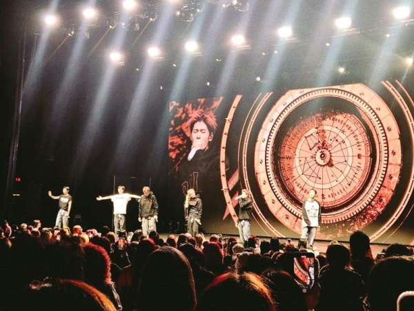 Rosemont Theatre, section: 107, row: m, seat: 6