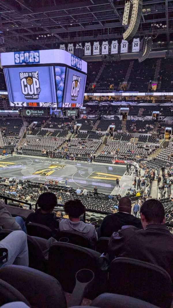 Frost Bank Center, section: 105, row: 33, seat: 7