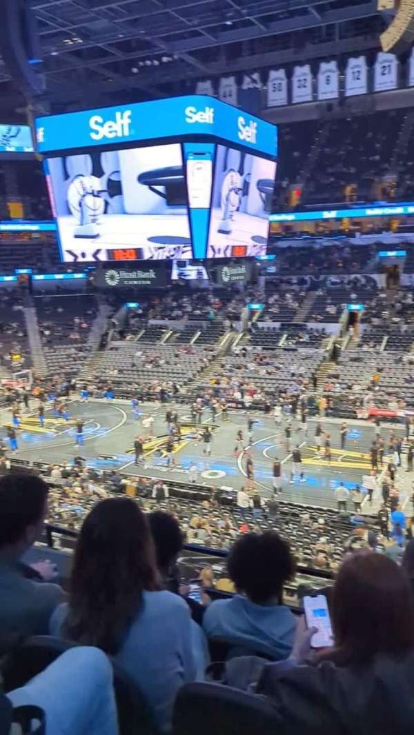 Frost Bank Center, section: 105, row: 33, seat: 7