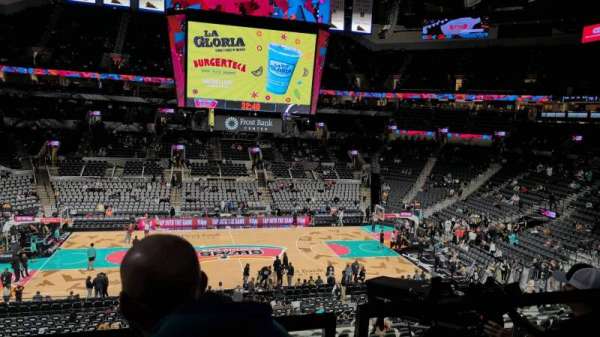 Frost Bank Center, section: 122, row: 32, seat: 19