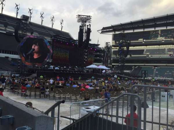 Lincoln Financial Field, section: 101, row: 1, seat: 24
