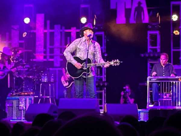 Ryman Auditorium, section: MF-4, row: M, seat: 2