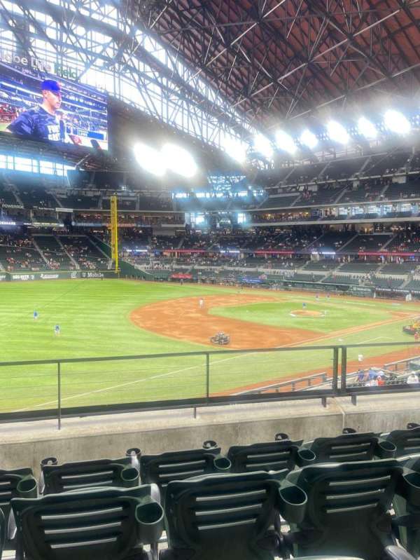 Globe Life Field, section: 104, row: 4, seat: 15