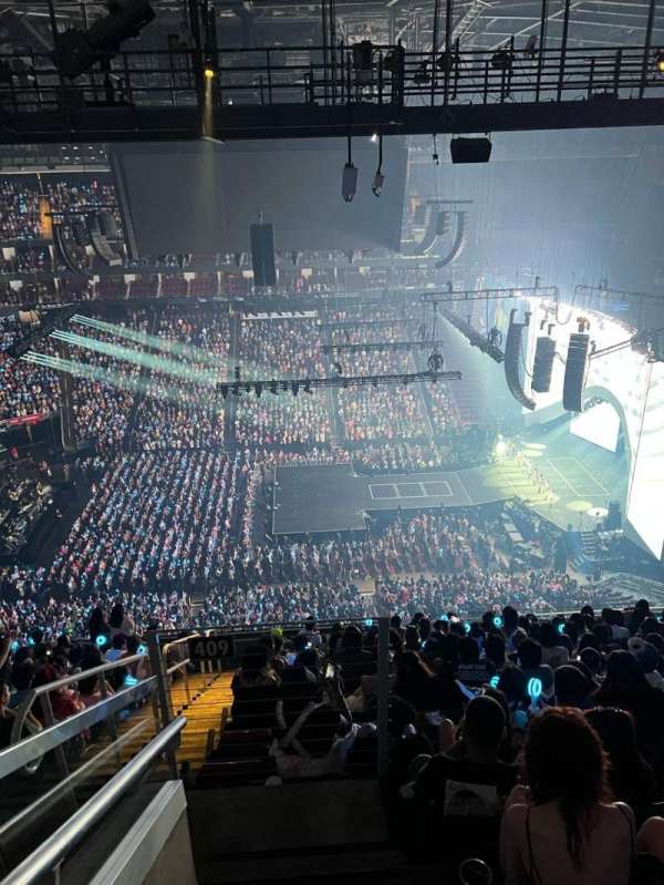 Toyota Center, section: 409, row: 13, seat: 13