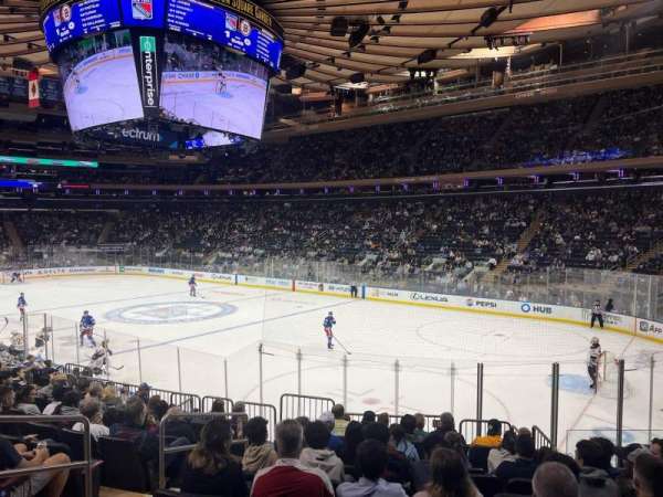 Madison Square Garden, section: 110, row: 19, seat: 4