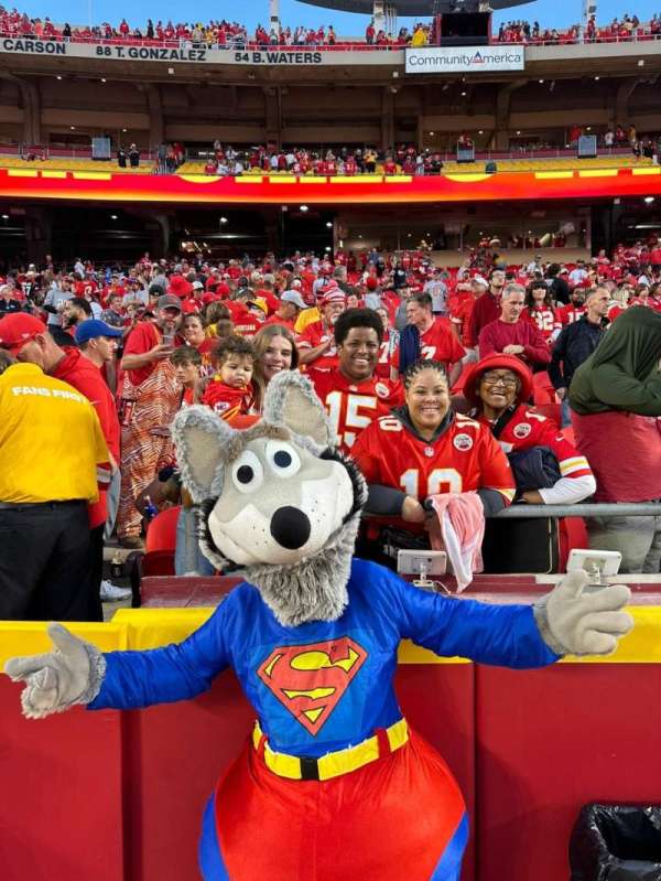 Arrowhead Stadium, section: 110, row: 1, seat: 2