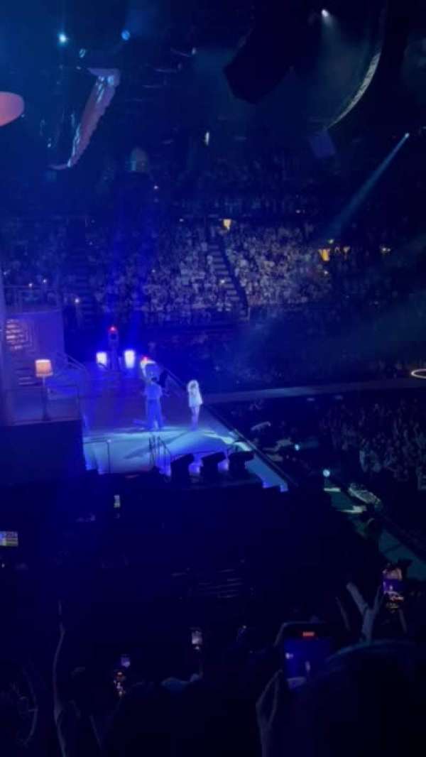 Unipol Forum, section: B8, row: 10, seat: 8