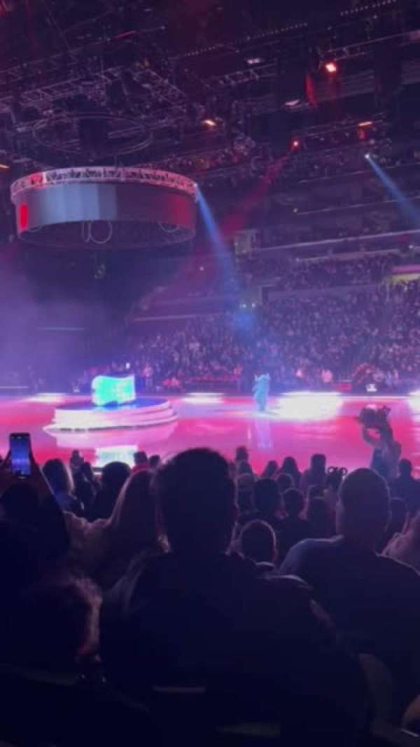 Crypto.com Arena, section: 110, row: 10, seat: 5