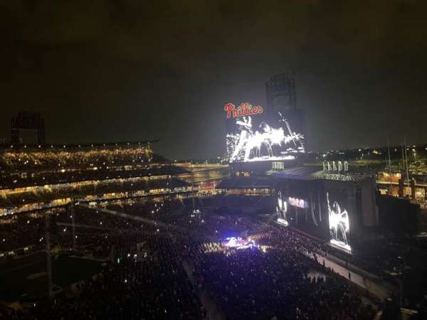 Citizens Bank Park, section: 309, row: 11, seat: 8