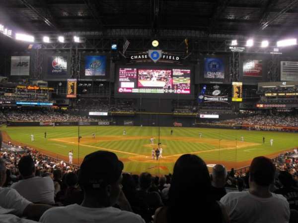Chase Field, section: 122, row: 35