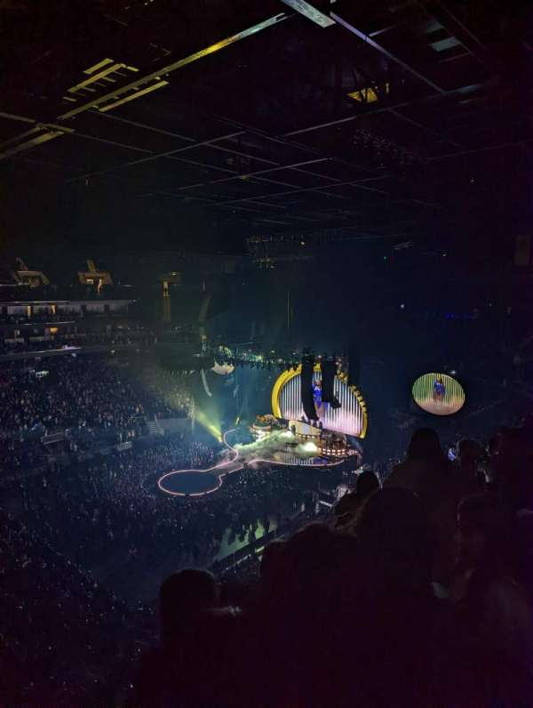Chase Center, section: 208, row: 9, seat: 7