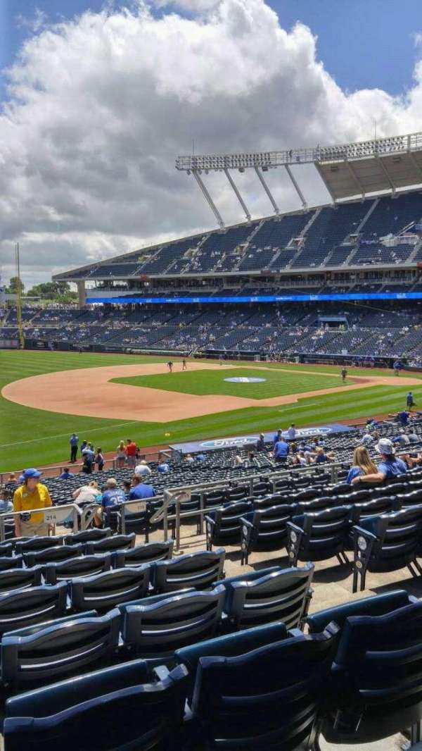 Kauffman Stadium, section: 214, row: JJ, seat: 9
