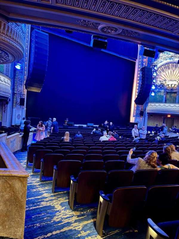 Palace Theatre, Broadway, section: Orchestra L, row: Q, seat: 1