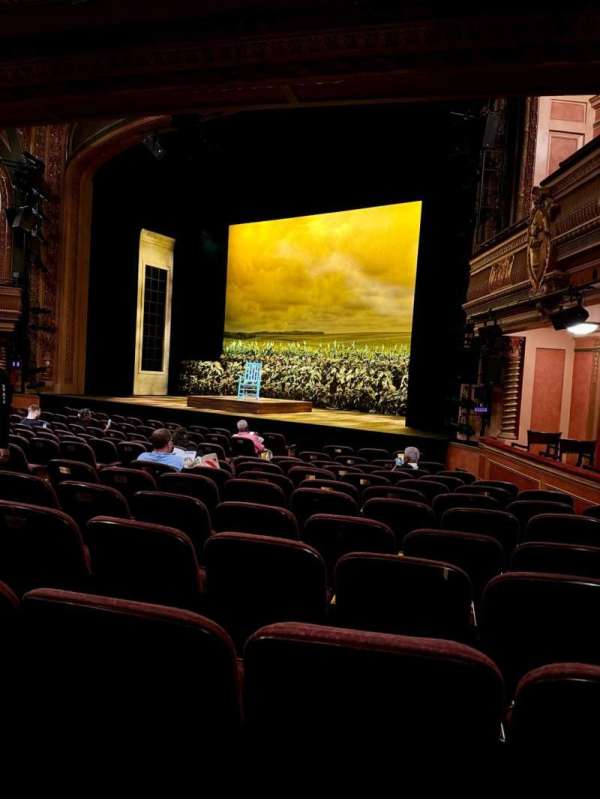 Todd Haimes Theatre, section: Orchestra R, row: M, seat: 16