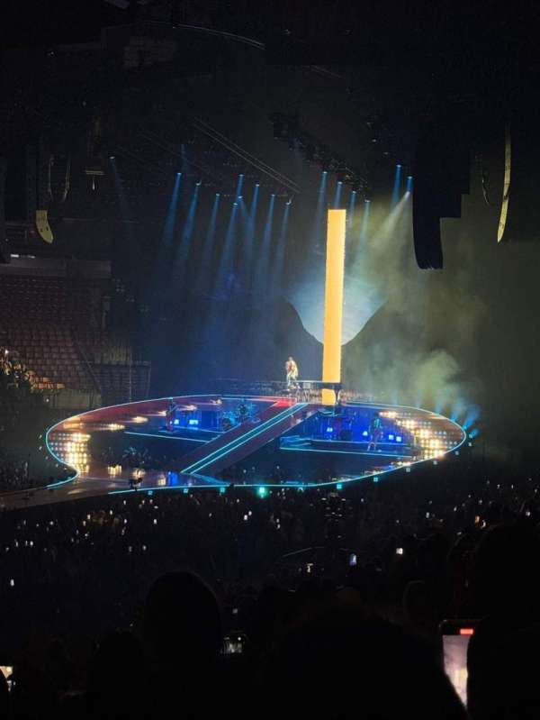 Scotiabank Arena, section: 121, row: 20, seat: 16