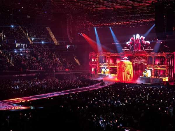 Kia Forum, section: 107, row: 9, seat: 1