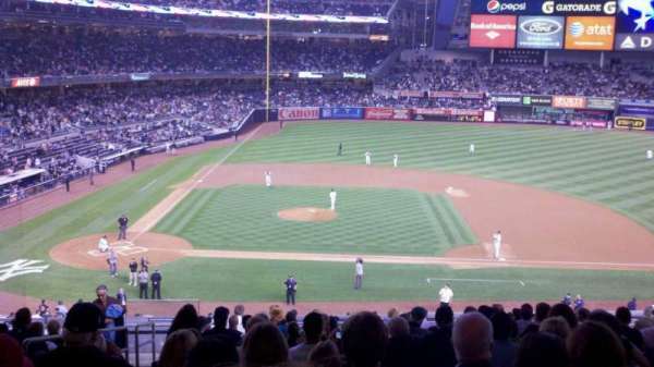 Yankee Stadium, section: 216, row: 16, seat: 18
