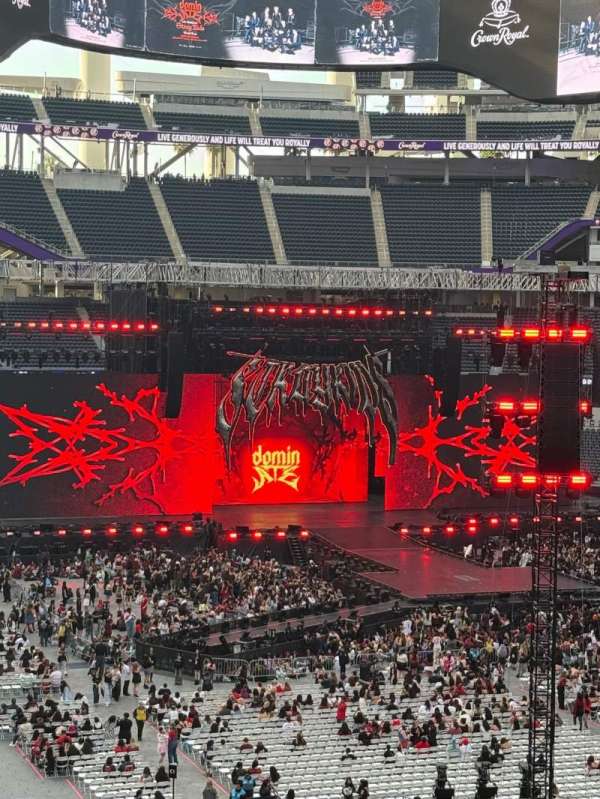 SoFi Stadium, section: 228, row: 16, seat: 16