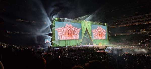 MetLife Stadium, section: 137, row: 10, seat: 1