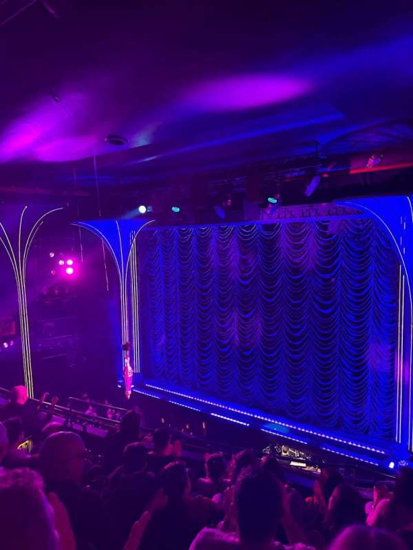 Lunt-Fontanne Theatre, section: Front Mezzanine R, row: E, seat: 14