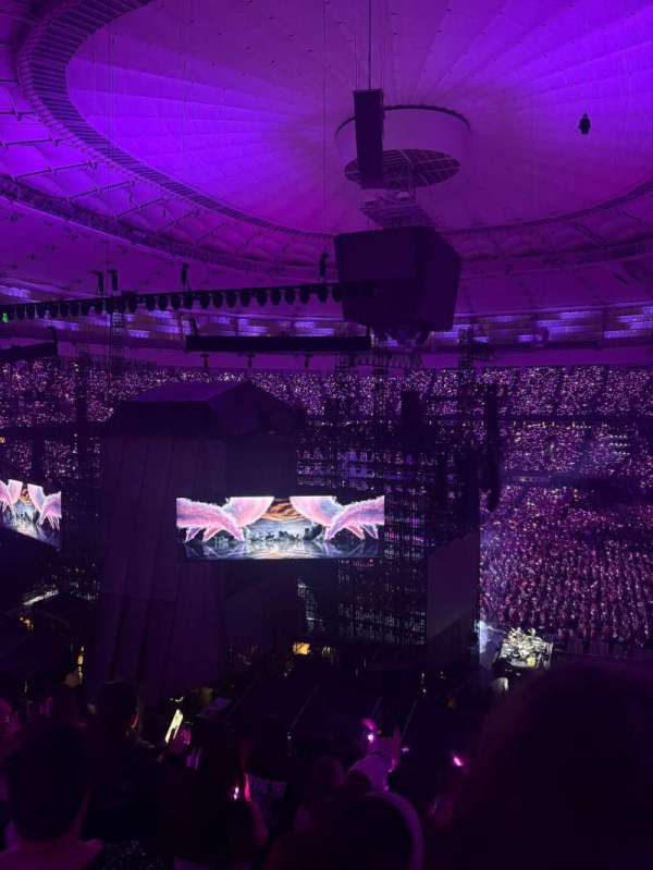 BC Place, section: 425, row: EE, seat: 102