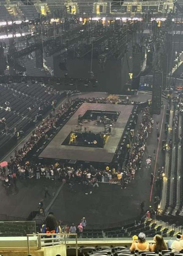 Xfinity Mobile Arena, section: 208, row: 15, seat: 5