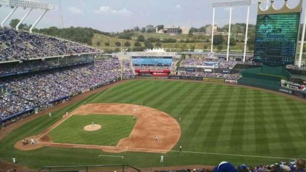 Kauffman Stadium, section: 431, row: DD, seat: 1