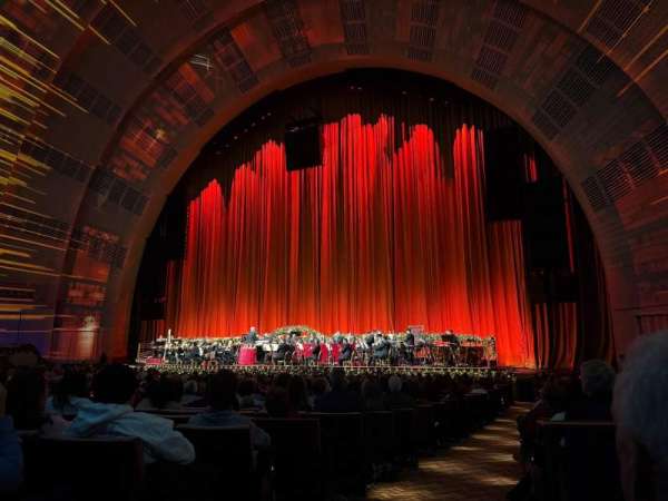 Radio City Music Hall, section: Orchestra 2, row: XX, seat: 214