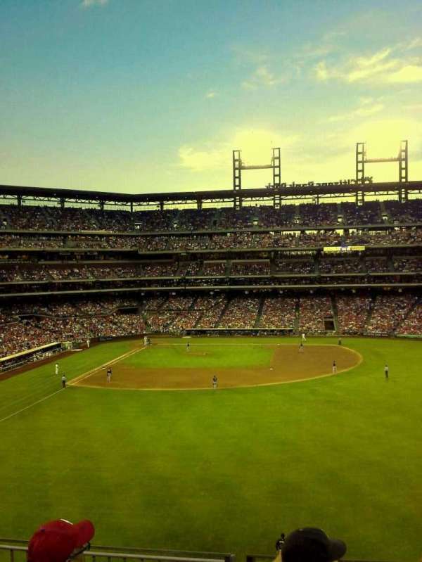 Citizens Bank Park, section: 203, row: 4, seat: 2