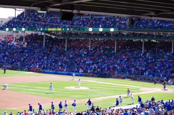 Wrigley Field, section: 208, row: 18, seat: 108