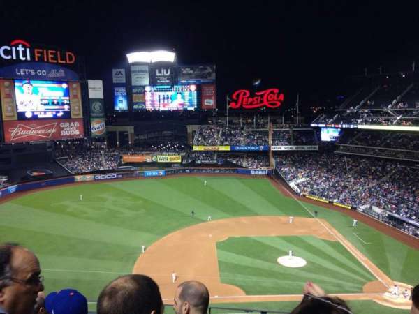 Citi Field, section: 521, row: 4, seat: 10