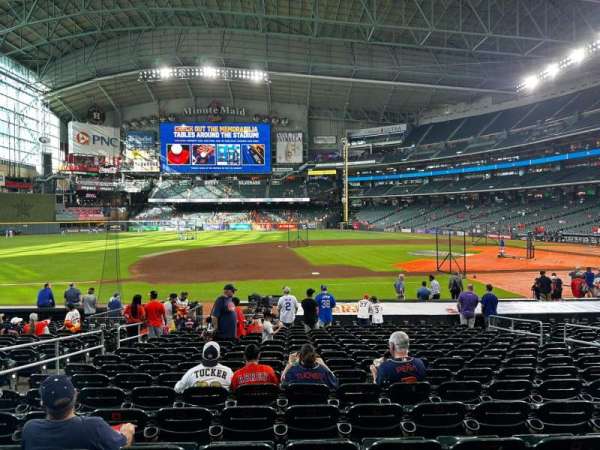 Daikin Park, section: 112, row: 20, seat: 7,8