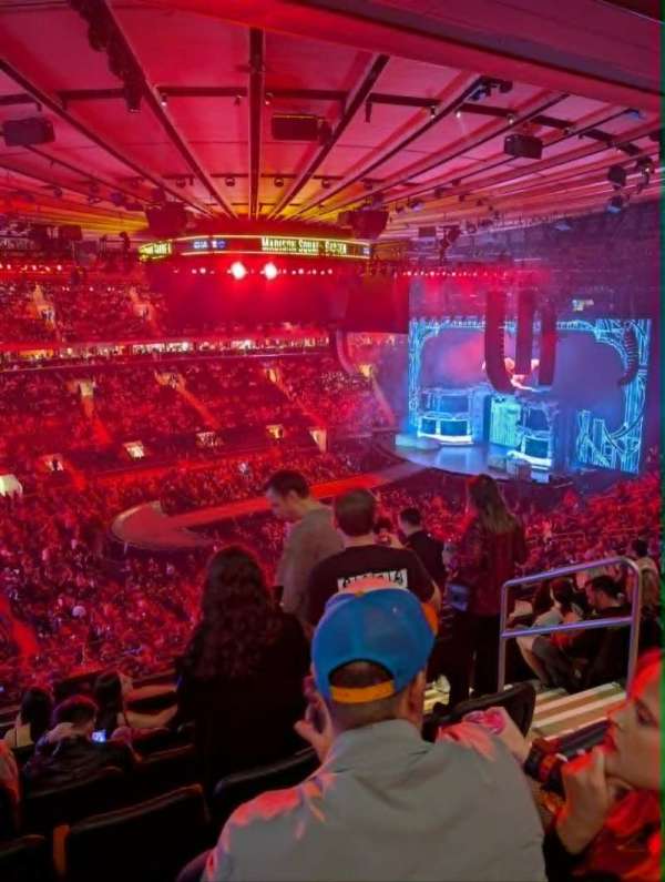 Madison Square Garden, section: 209, row: 7, seat: 12
